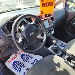 2013 Kia Rio 5-Door SX - Photo 7