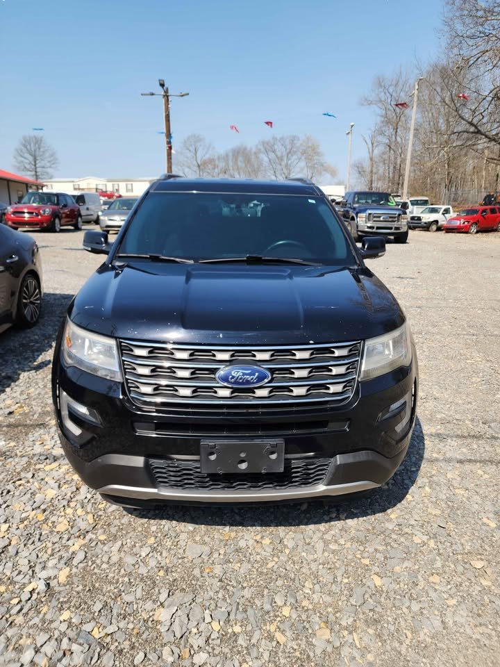 2017 Ford Explorer XLT FWD's photo