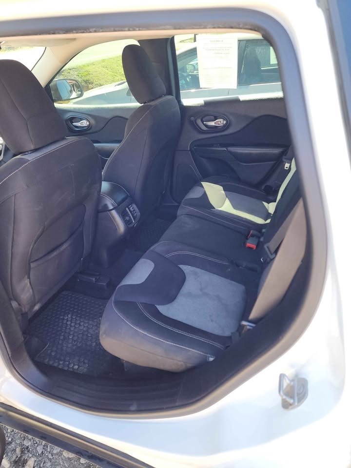 2016 Jeep Cherokee Sport - Photo 6